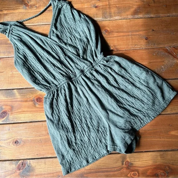 Universal Thread Romper - Picture 4 of 9